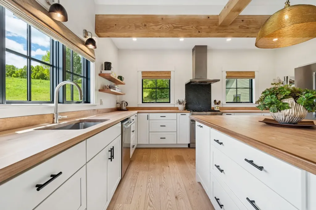 171 Delano Road West Windsor VT 05089