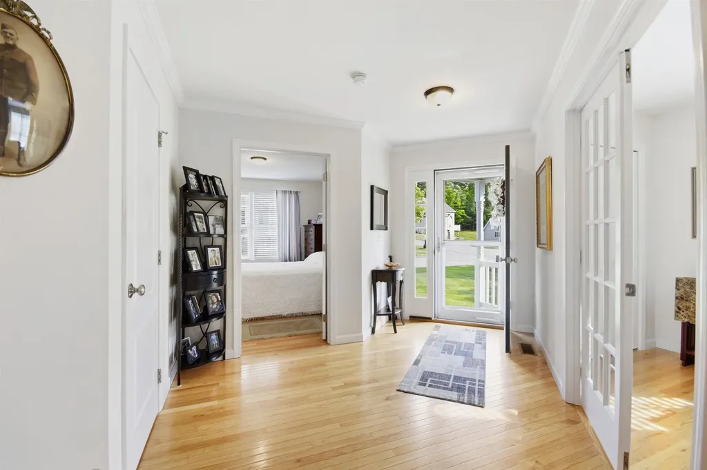 125 Brody Lane Hudson NH 03051