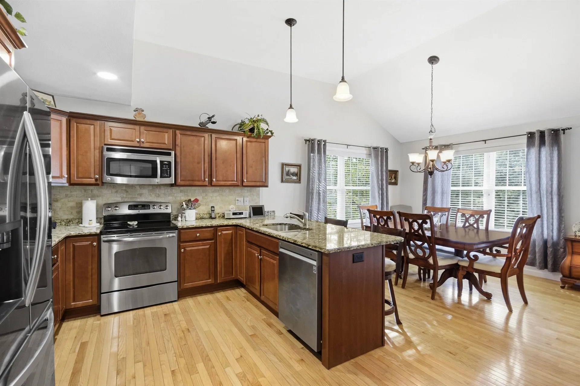 125 Brody Lane Hudson NH 03051