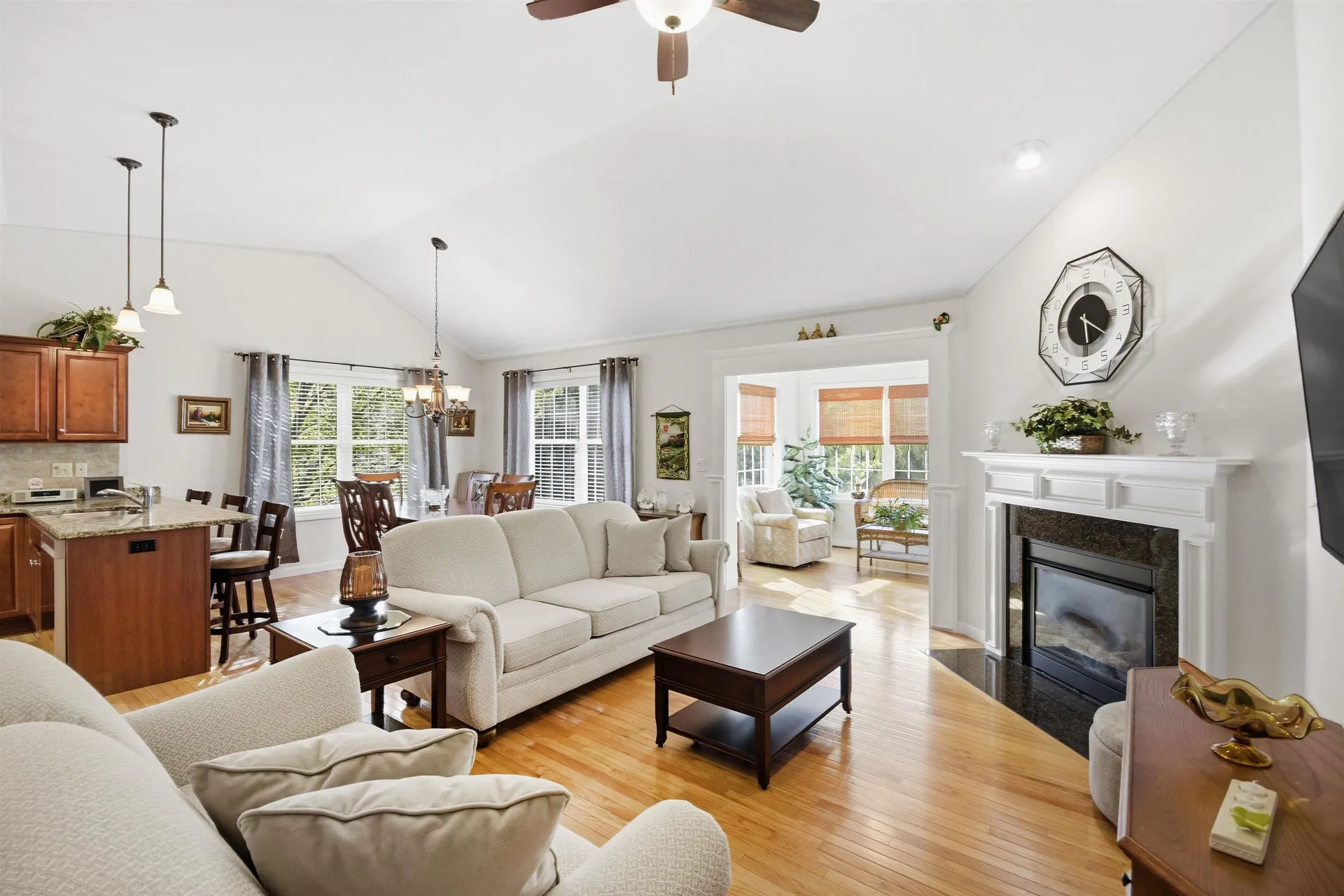 125 Brody Lane Hudson NH 03051