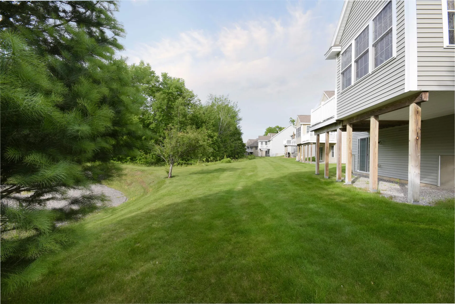 125 Brody Lane Hudson NH 03051