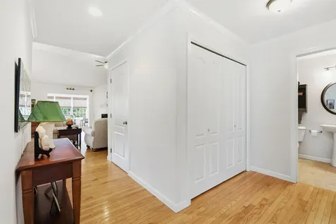 125 Brody Lane Hudson NH 03051