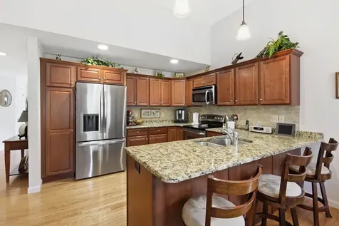 125 Brody Lane Hudson NH 03051