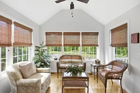 125 Brody Lane Hudson NH 03051