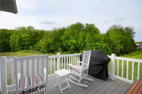 125 Brody Lane Hudson NH 03051