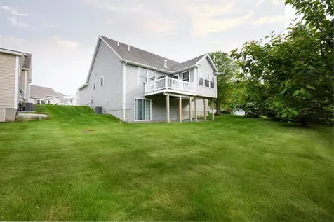 125 Brody Lane Hudson NH 03051