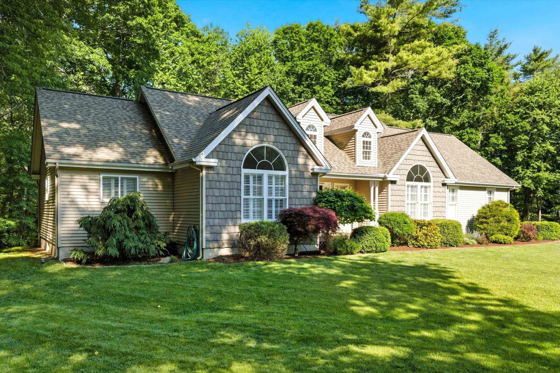 9 Danforth Drive Bedford NH 03110