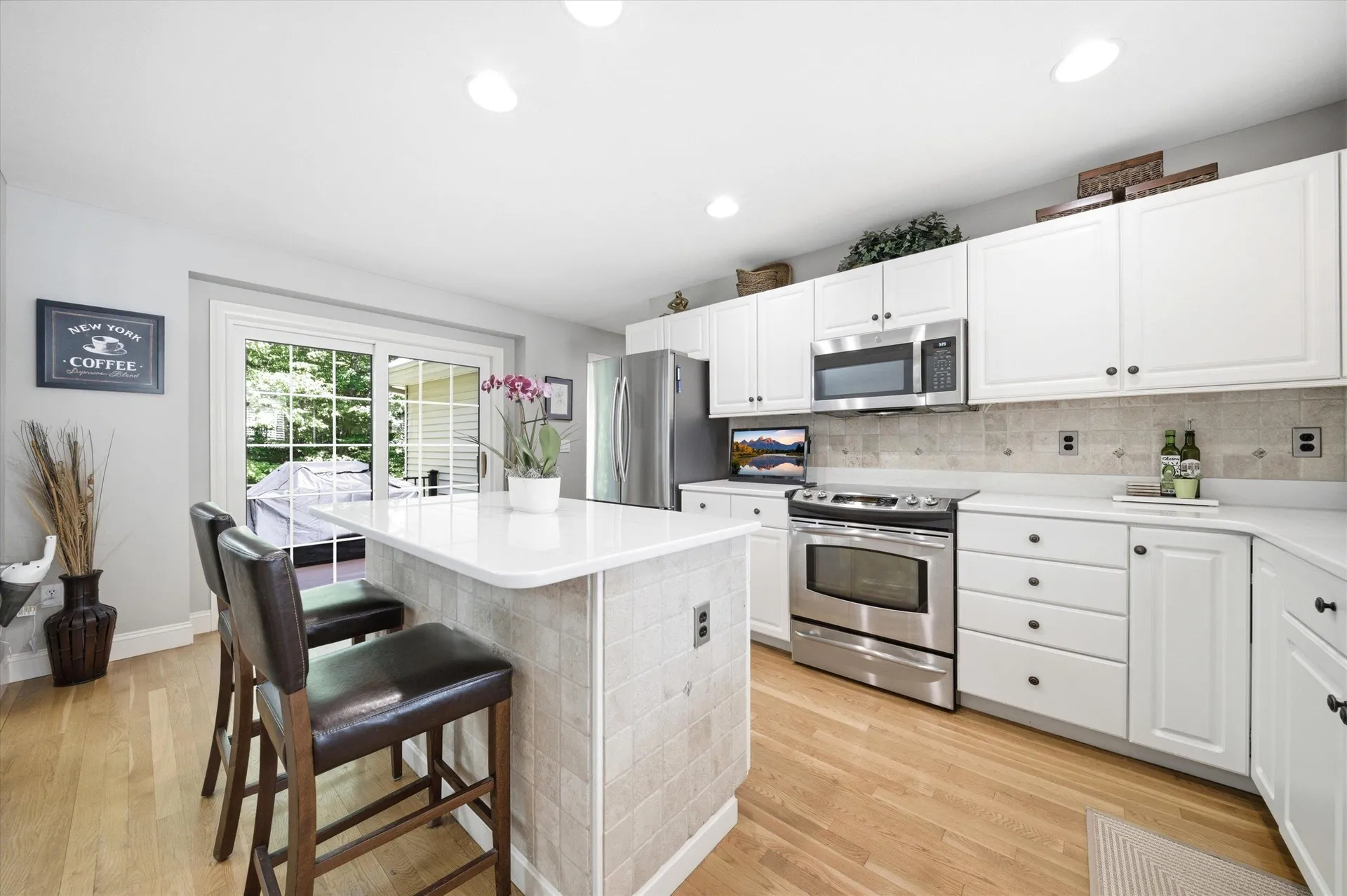 9 Danforth Drive Bedford NH 03110