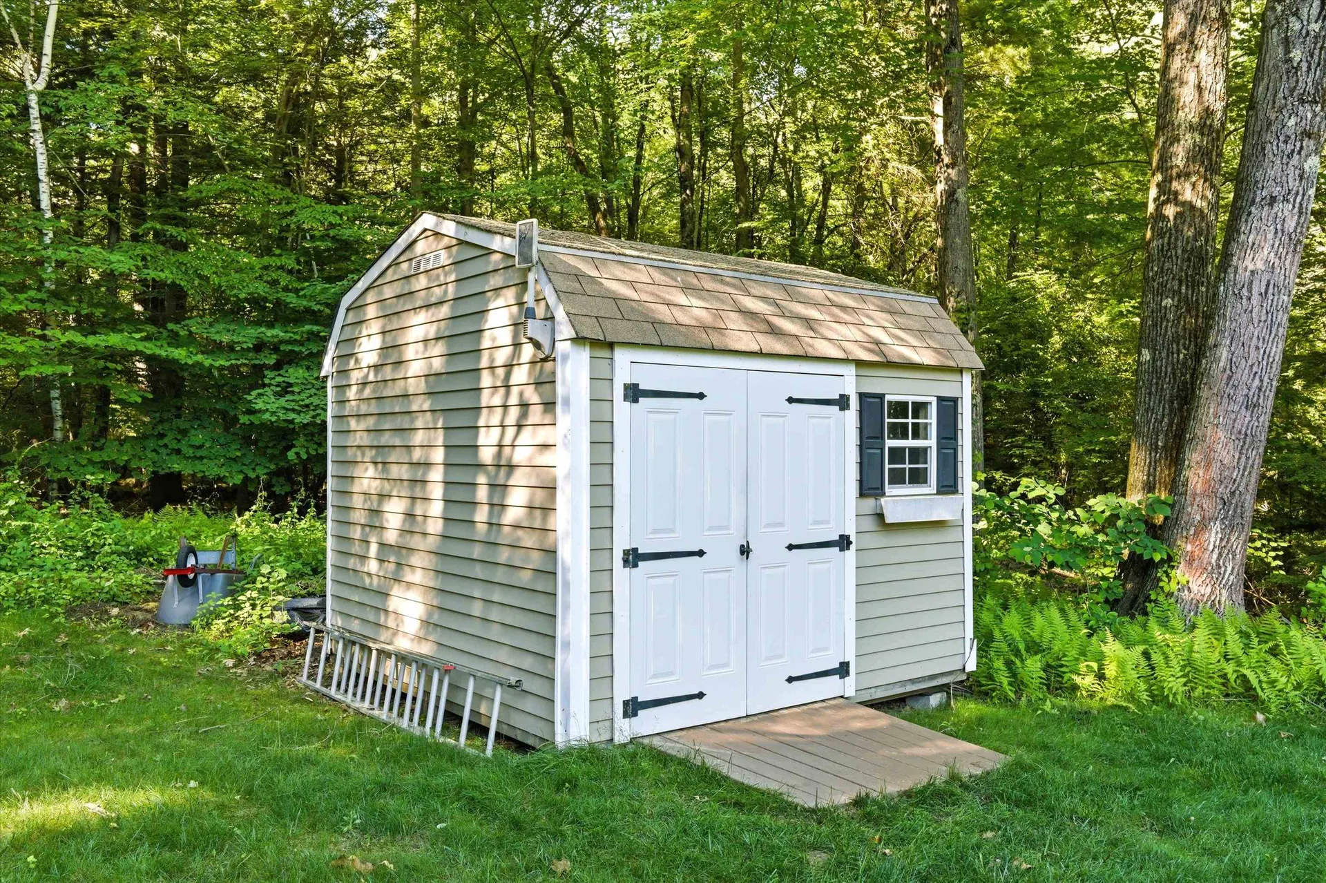 9 Danforth Drive Bedford NH 03110