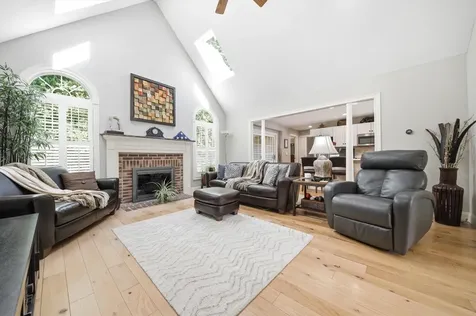 9 Danforth Drive Bedford NH 03110