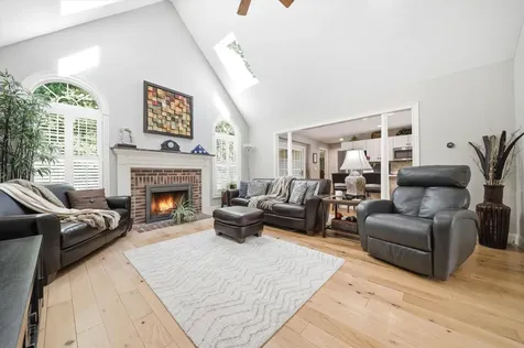 9 Danforth Drive Bedford NH 03110