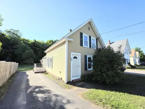 28 Mill Street Belmont NH 03220