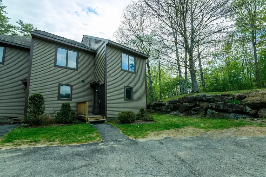 182-10 Pinnacle Road Campton NH 03223