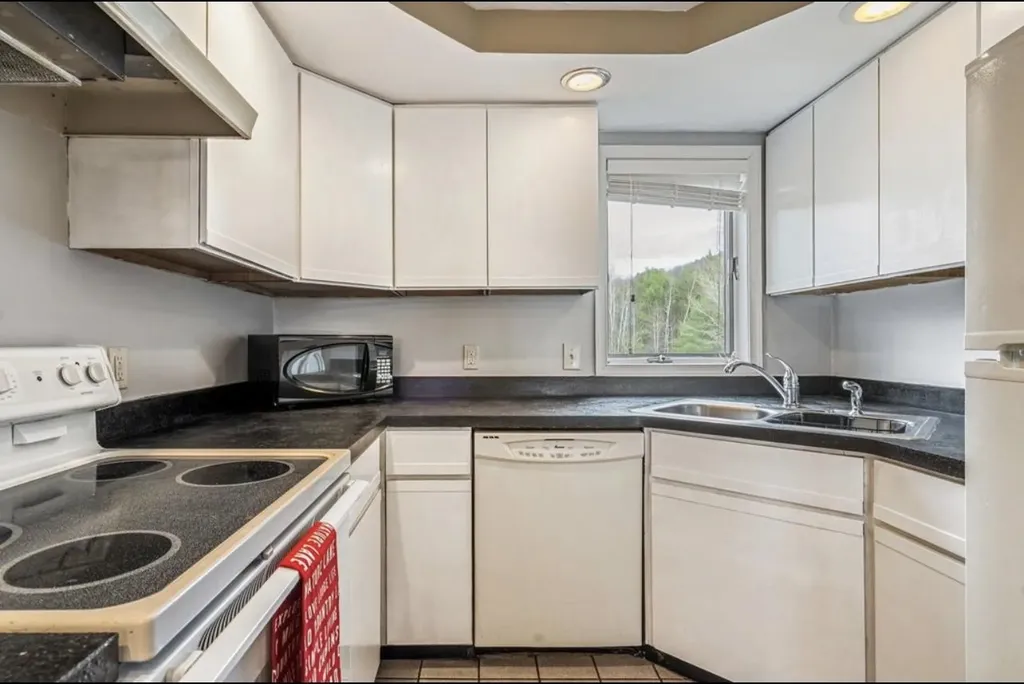 182-10 Pinnacle Road Campton NH 03223