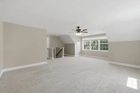 18 Hawthorne Drive Auburn NH 03032