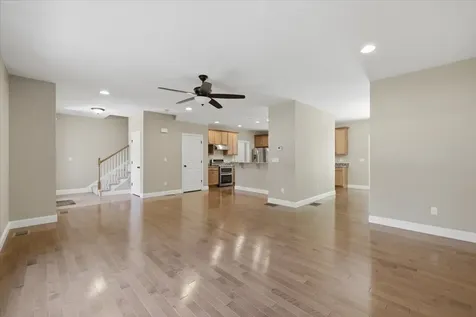 18 Hawthorne Drive Auburn NH 03032