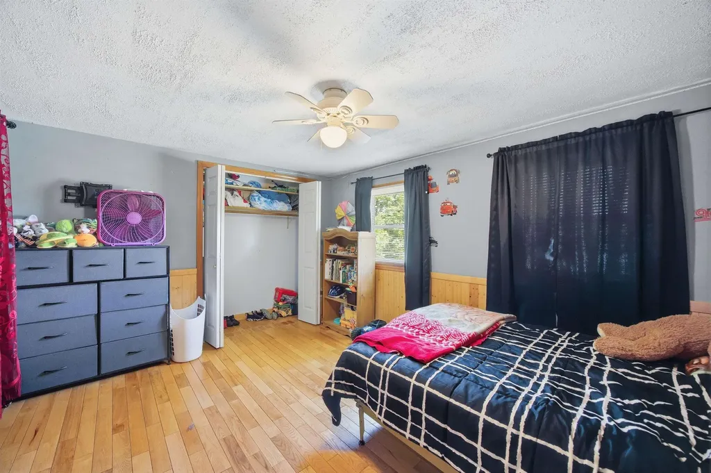 219 Longmoore Drive Ryegate VT 05042
