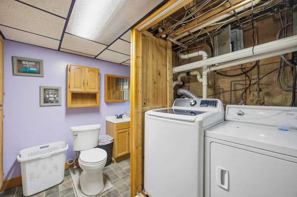 219 Longmoore Drive Ryegate VT 05042