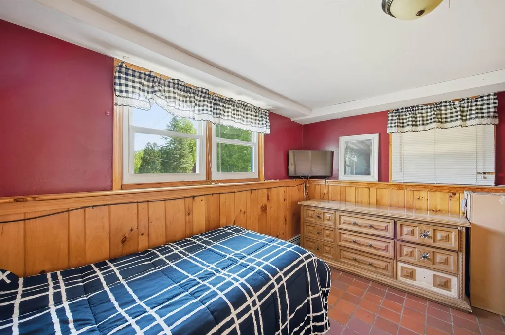 219 Longmoore Drive Ryegate VT 05042