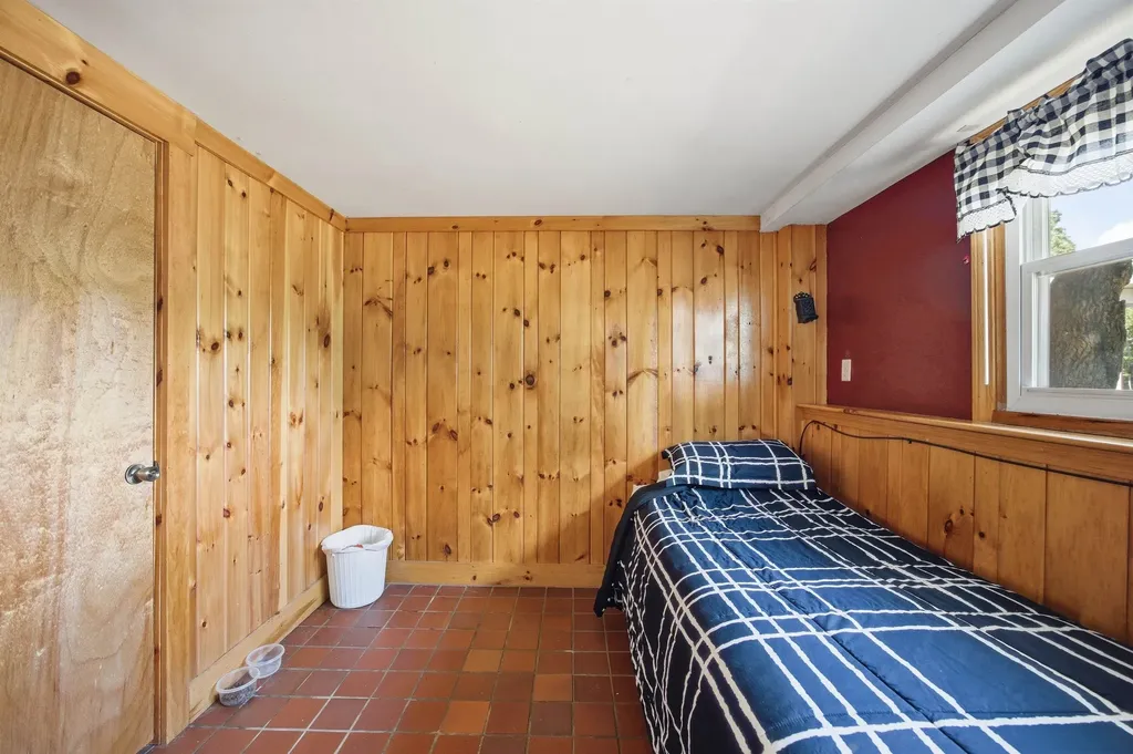219 Longmoore Drive Ryegate VT 05042