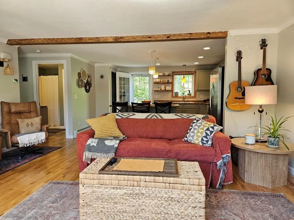 28 Owens Drive Swanzey NH 03446