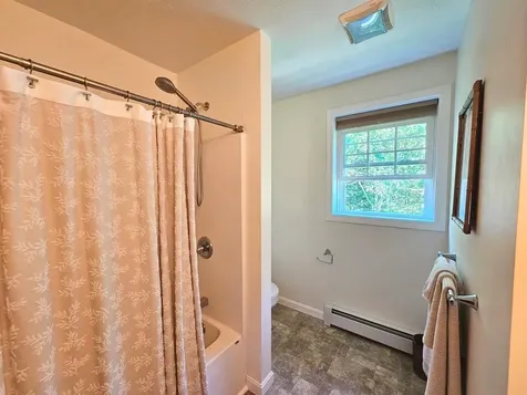 28 Owens Drive Swanzey NH 03446