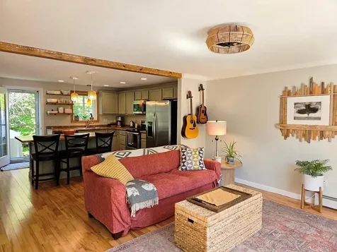 28 Owens Drive Swanzey NH 03446