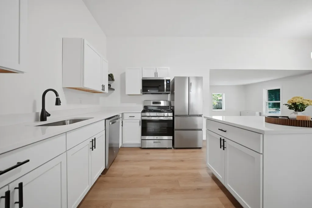 11 Ash Street Northwood NH 03261