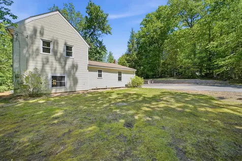 11 Ash Street Northwood NH 03261