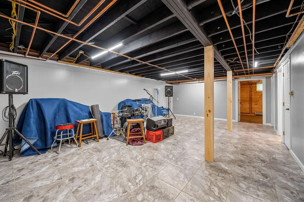 64 Miller Road Extension Barre Town VT 05641
