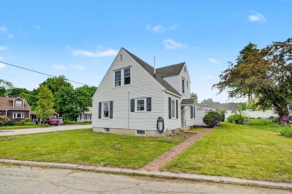 171 Kenney Street Manchester NH 03103