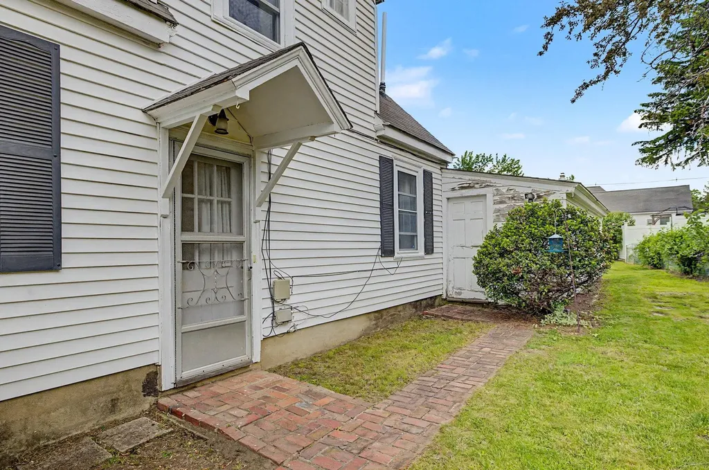 171 Kenney Street Manchester NH 03103