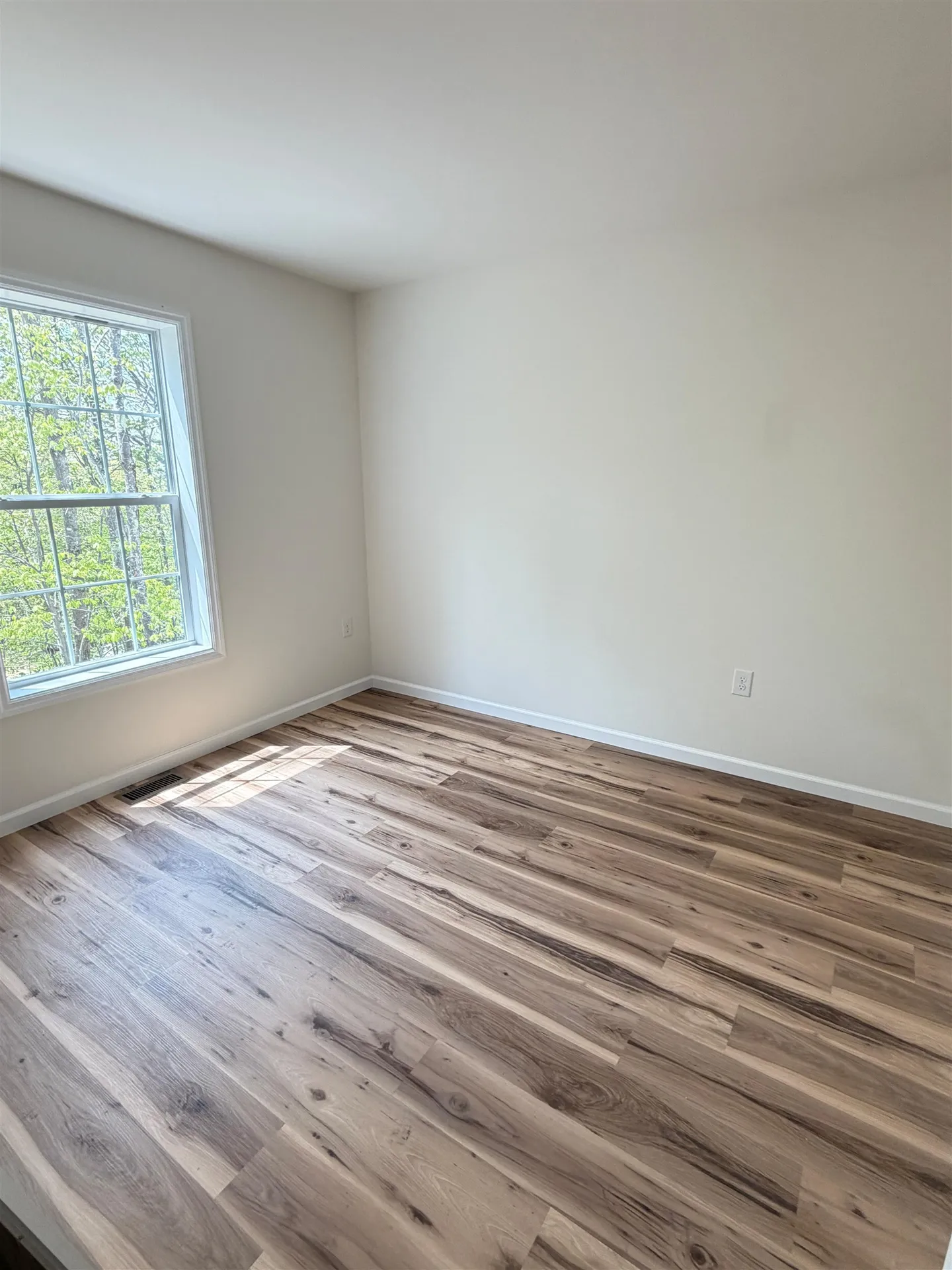 12 Winsor Way New Durham NH 03855