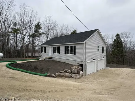 12 Winsor Way New Durham NH 03855