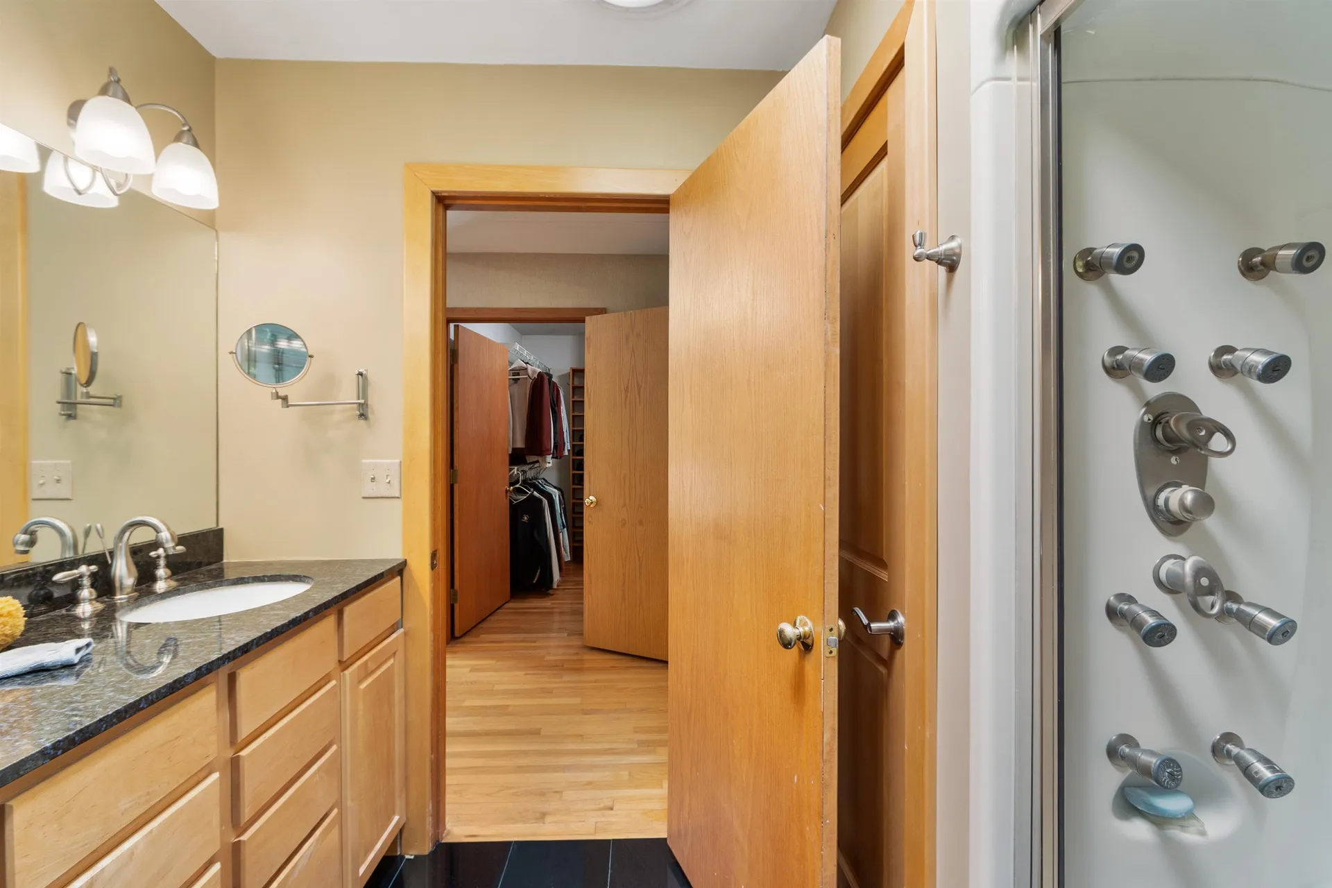 6 Weston Street Derry NH 03038