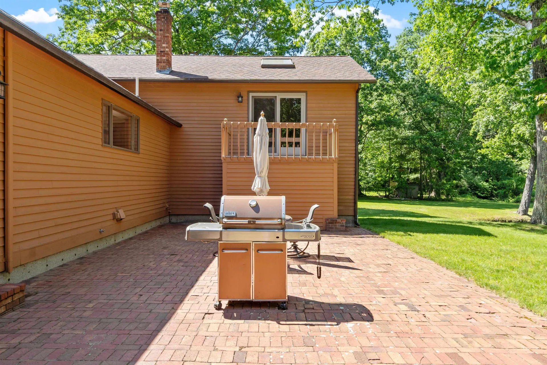 6 Weston Street Derry NH 03038
