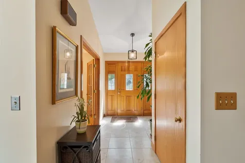 6 Weston Street Derry NH 03038