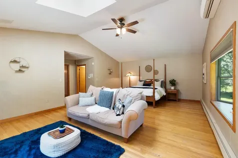 6 Weston Street Derry NH 03038