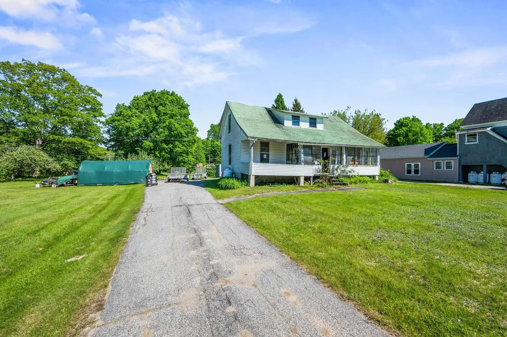 44 Alpine Street Gorham NH 03581