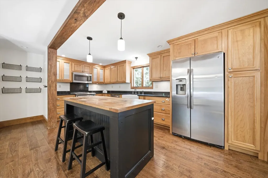 302 Forest Road Lyndeborough NH 03082