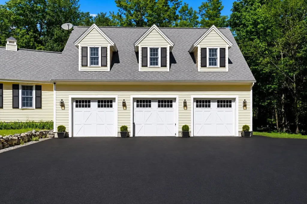 302 Forest Road Lyndeborough NH 03082