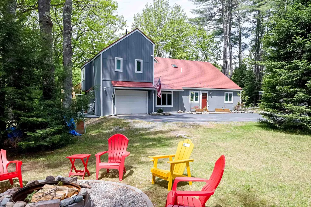 38 Canoe Run Road Campton NH 03223