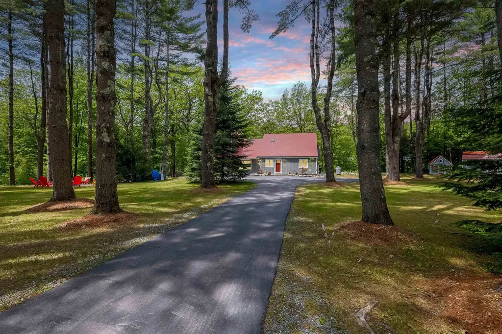 38 Canoe Run Road Campton NH 03223