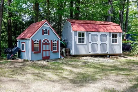 38 Canoe Run Road Campton NH 03223