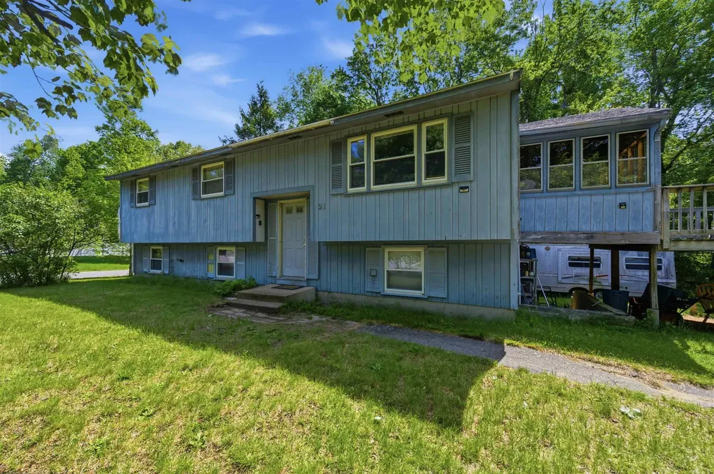 21 Greenfield Drive Merrimack NH 03054