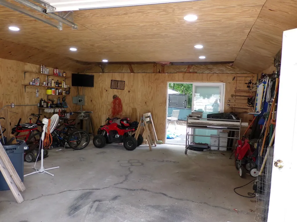 13 Pear Street Laconia NH 03246
