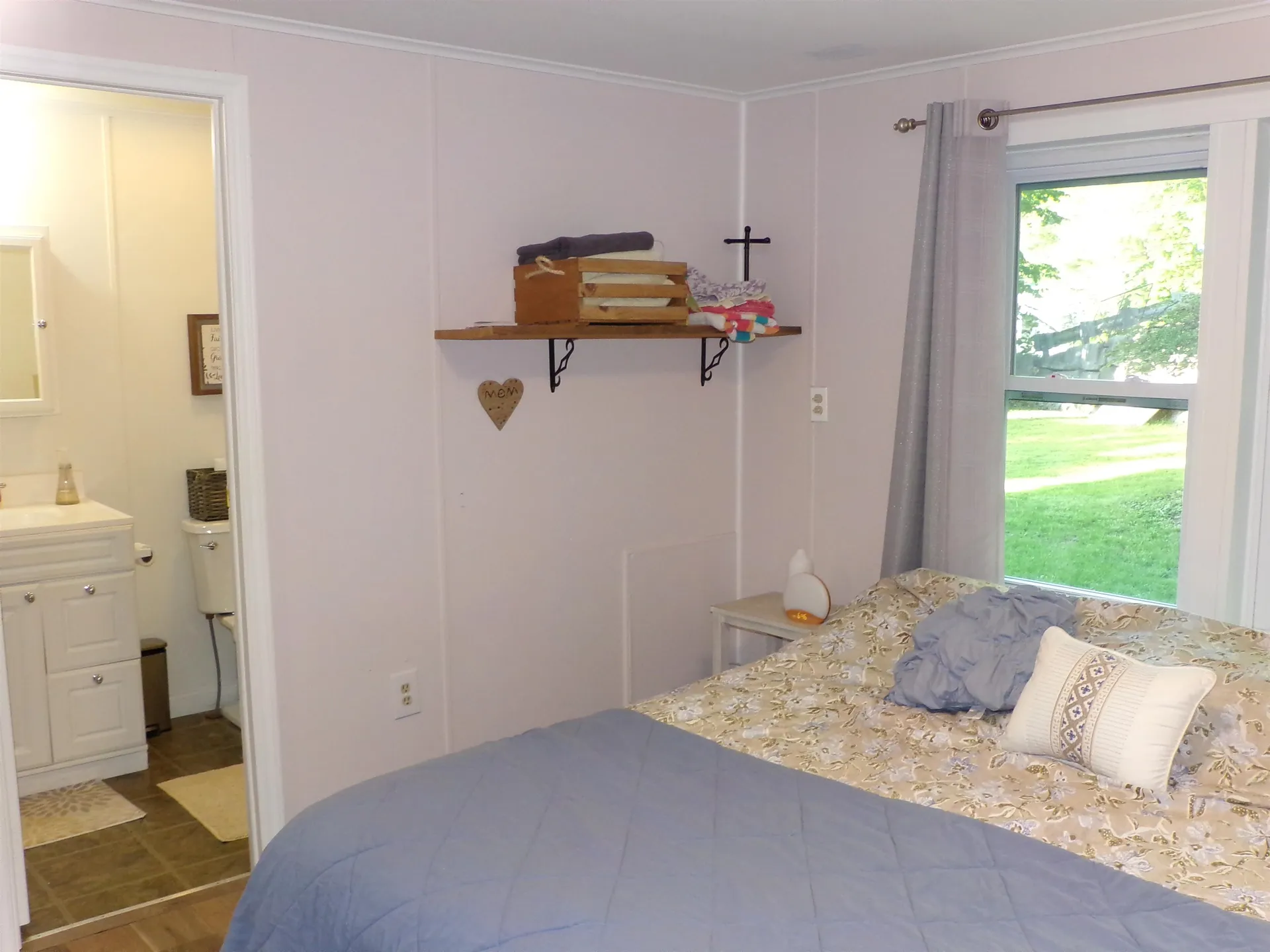13 Pear Street Laconia NH 03246