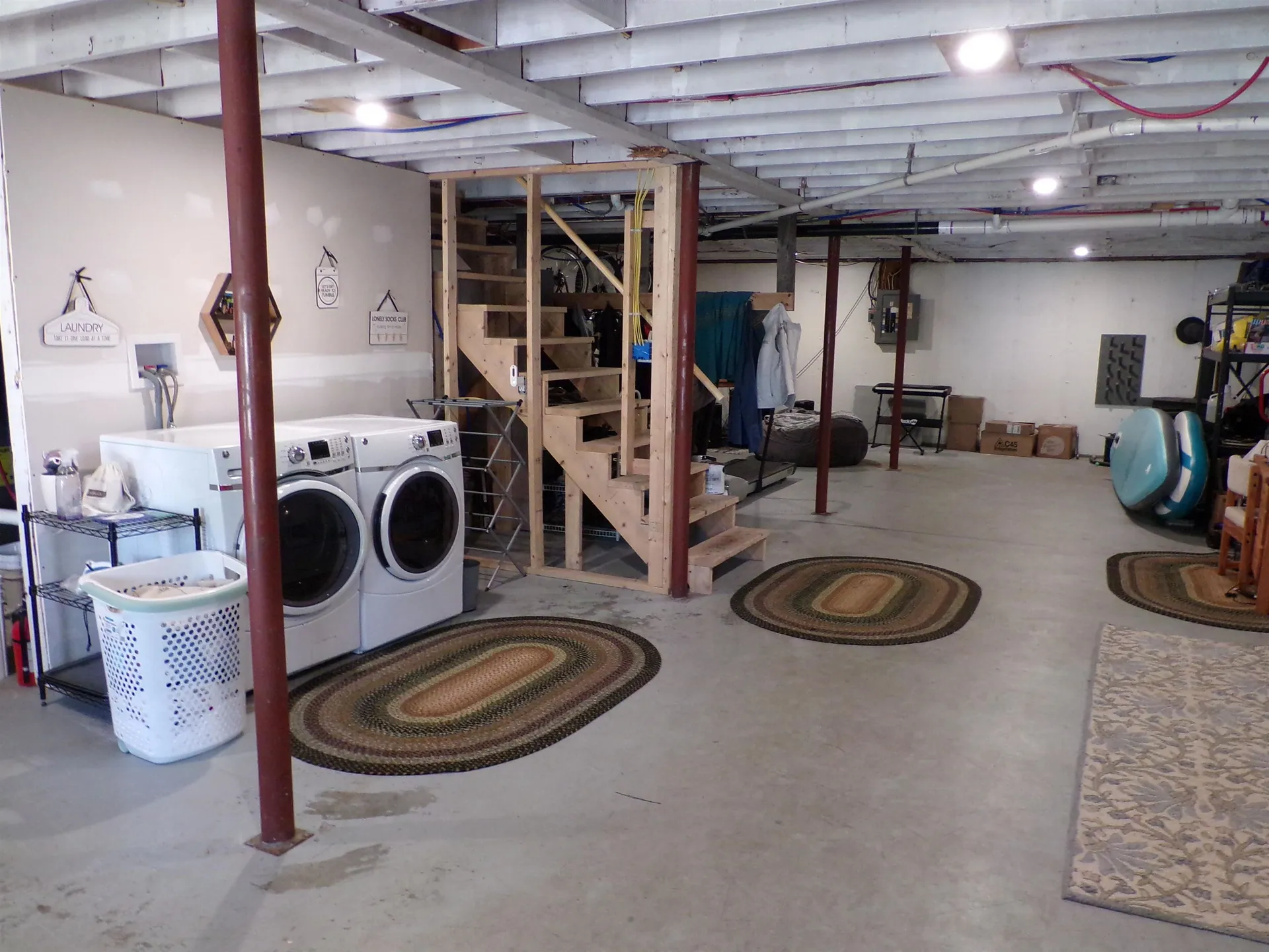 13 Pear Street Laconia NH 03246