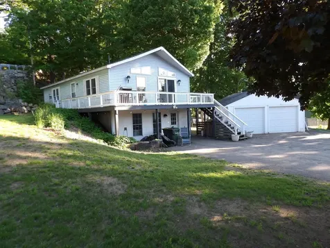 13 Pear Street Laconia NH 03246