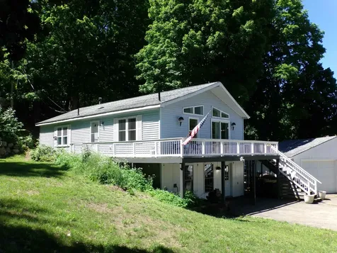 13 Pear Street Laconia NH 03246